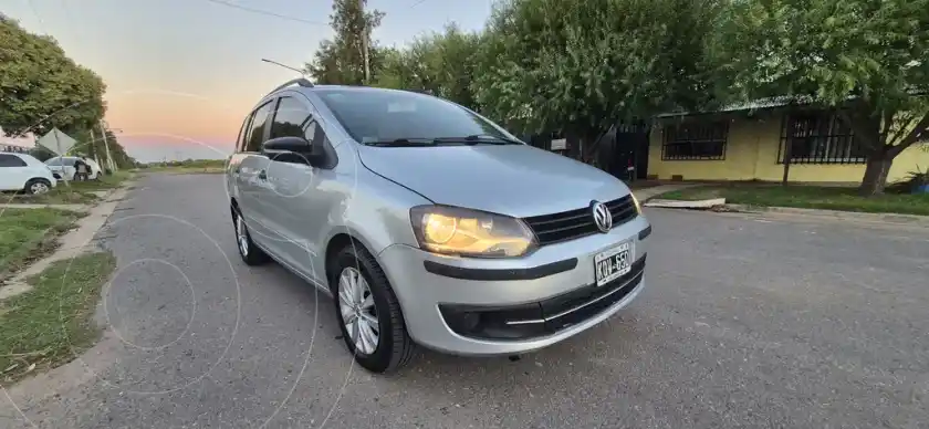 Volkswagen Suran 1.6 Comfortline  2012 - foto 1