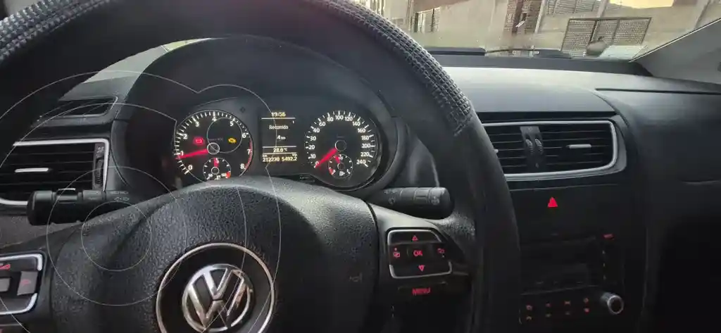 Volkswagen Suran 1.6 Comfortline  2012 - foto 5