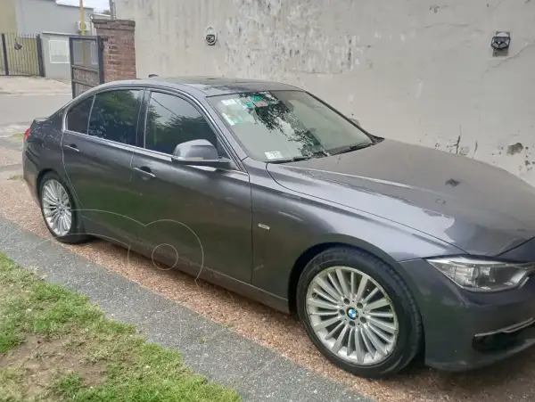 BMW Serie 2013 - foto 1
