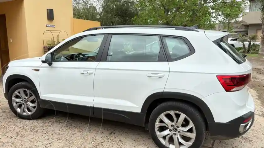 Volkswagen Taos Comfortline Aut  2022 - foto 1