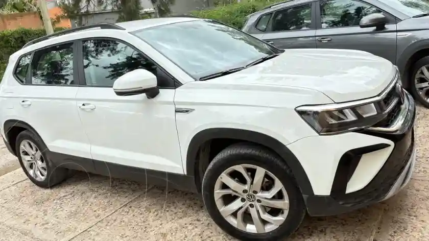 Volkswagen Taos Comfortline Aut  2022 - foto 2