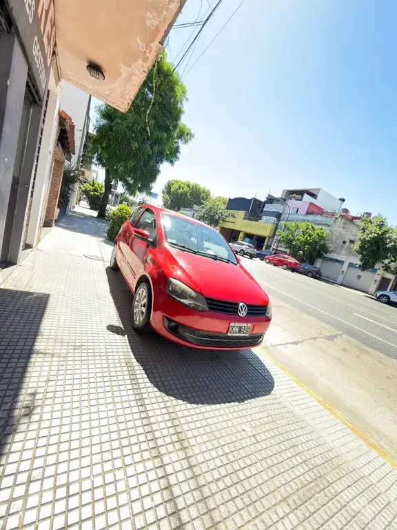 Volkswagen Fox 3P Trendline (1598 Cc) 2011 - foto 2