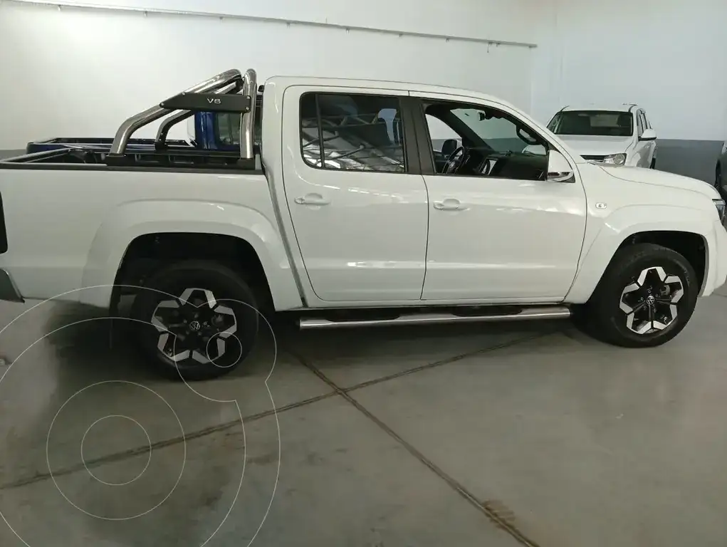 Volkswagen Amarok Dc 4X4 Highline V6 Aut 258Cv  2025 - foto 2