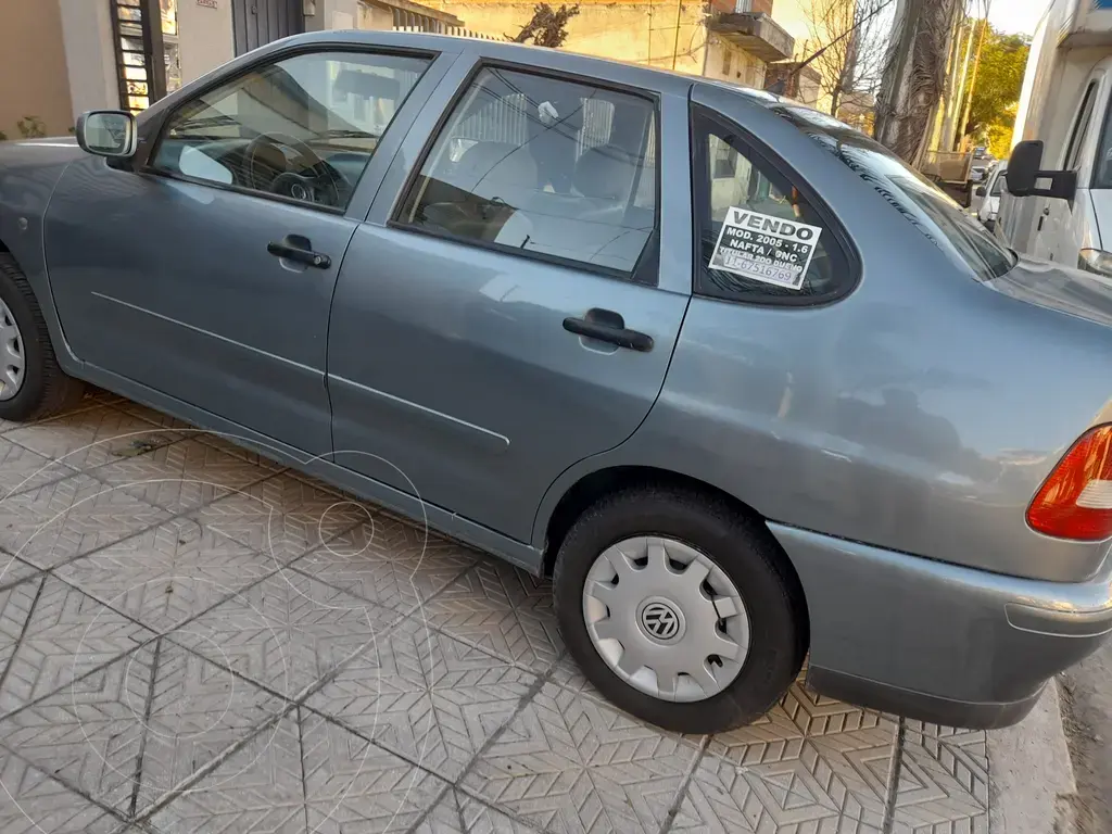 Volkswagen Polo Classic 1.6 Comfortline Gnc (1596 Cc) 2005 - foto 5