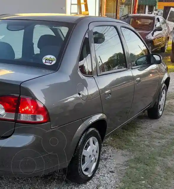 Chevrolet Classic 4P Ls  2014 - foto 3