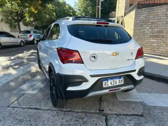 Chevrolet Onix Activ  2018 - foto 4