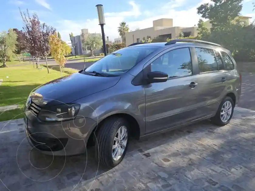 Volkswagen Suran 1.6 Trendline  2014 - foto 2