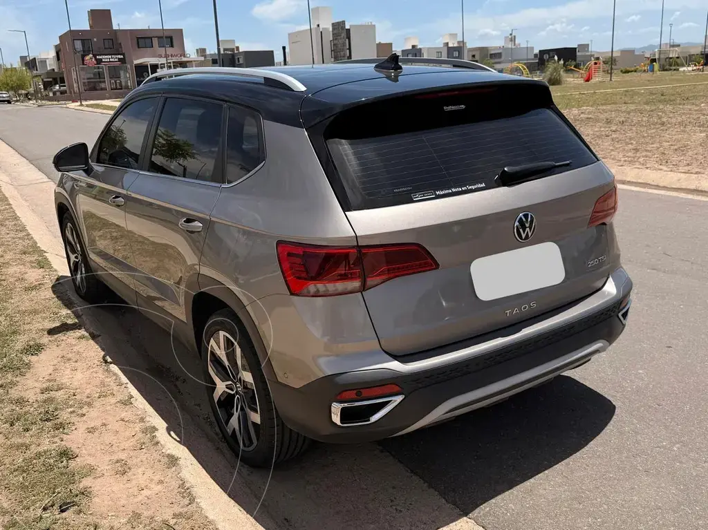 Volkswagen Taos Highline Aut Bitono (1398 Cc) 2024 - foto 5