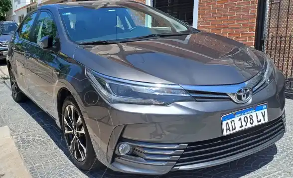 Toyota Corolla 1.8 Se-G Cvt  2018 - foto 1