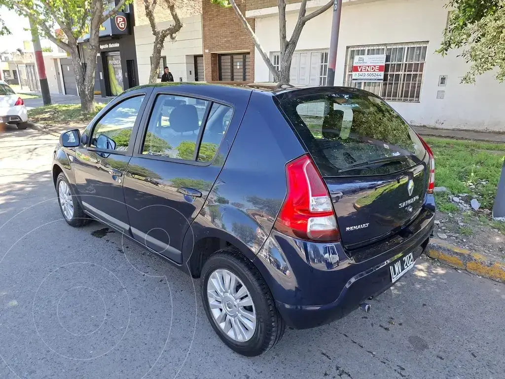 Renault Sandero 1.6 Luxe (1598 Cc) 2012 - foto 3
