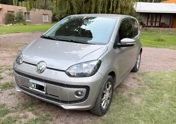 Volkswagen Up! 3P 1.0 High Up!  2015 - foto 1