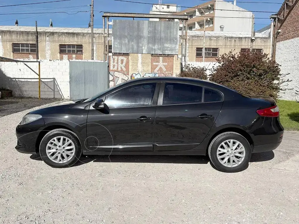 Renault Fluence Dynamique 1.6 (1598 Cc) 2016 - foto 3