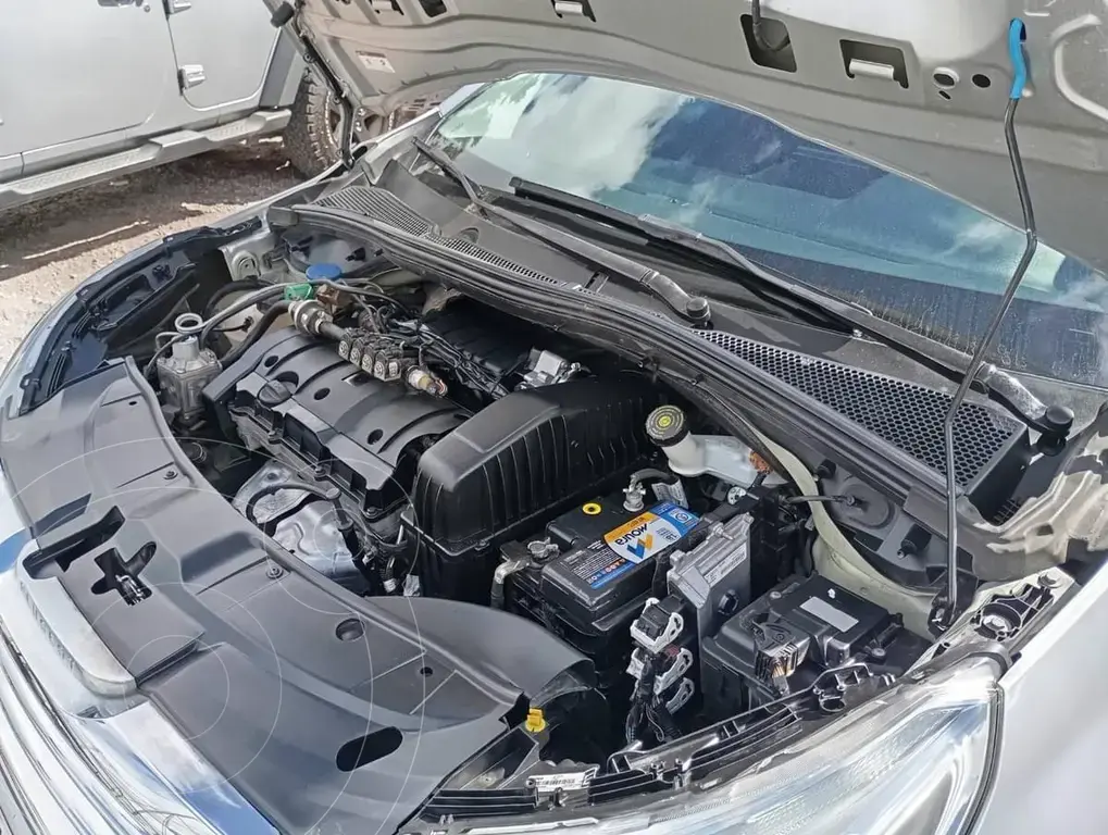 Peugeot 2008 2Oo8 1.6 Feline Tiptronic 2019 - foto 5