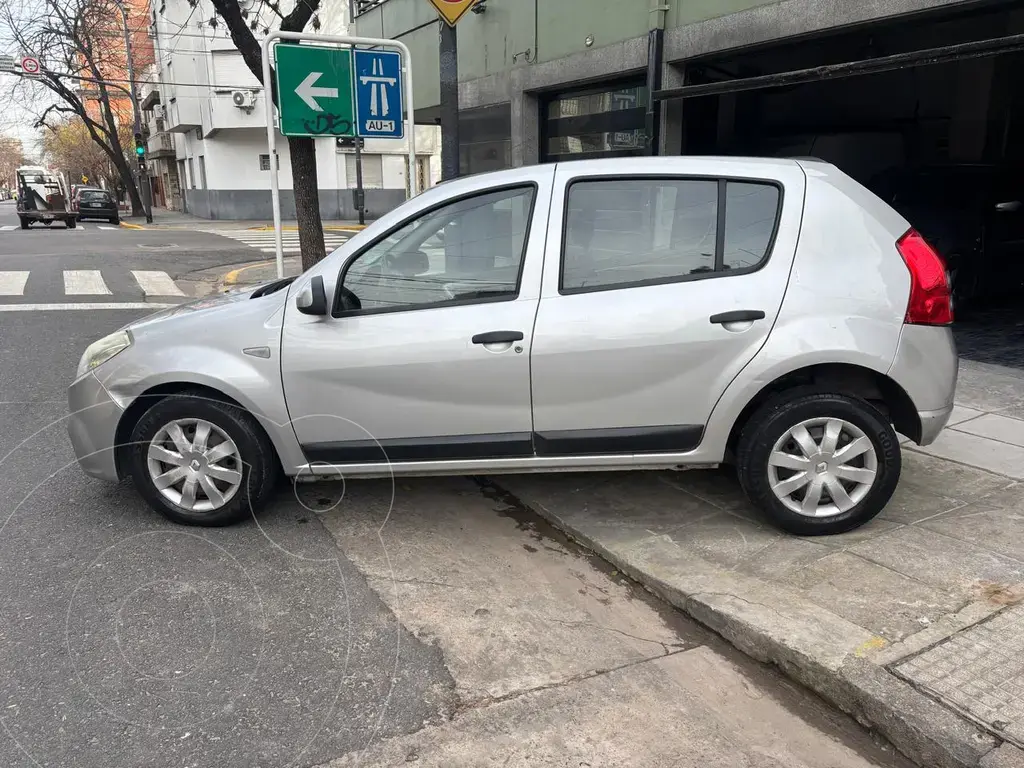 Renault Sandero 1.6 Confort (1598 Cc) 2011 - foto 5