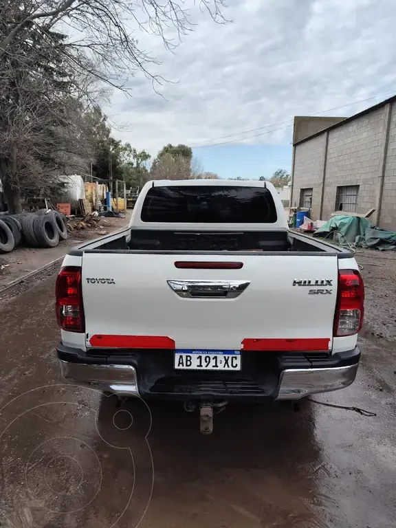 Toyota Hilux 2.8 4X4 Srx Tdi Dc Aut (2755 Cc) 2017 - foto 4