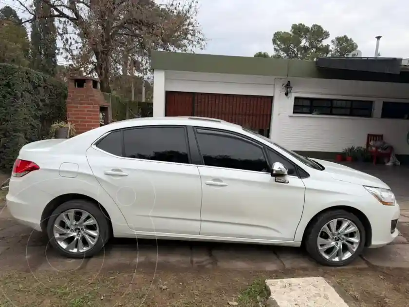 Citroën C4 Lounge 2.0 Tendance Pack 2015/16  2015 - foto 4