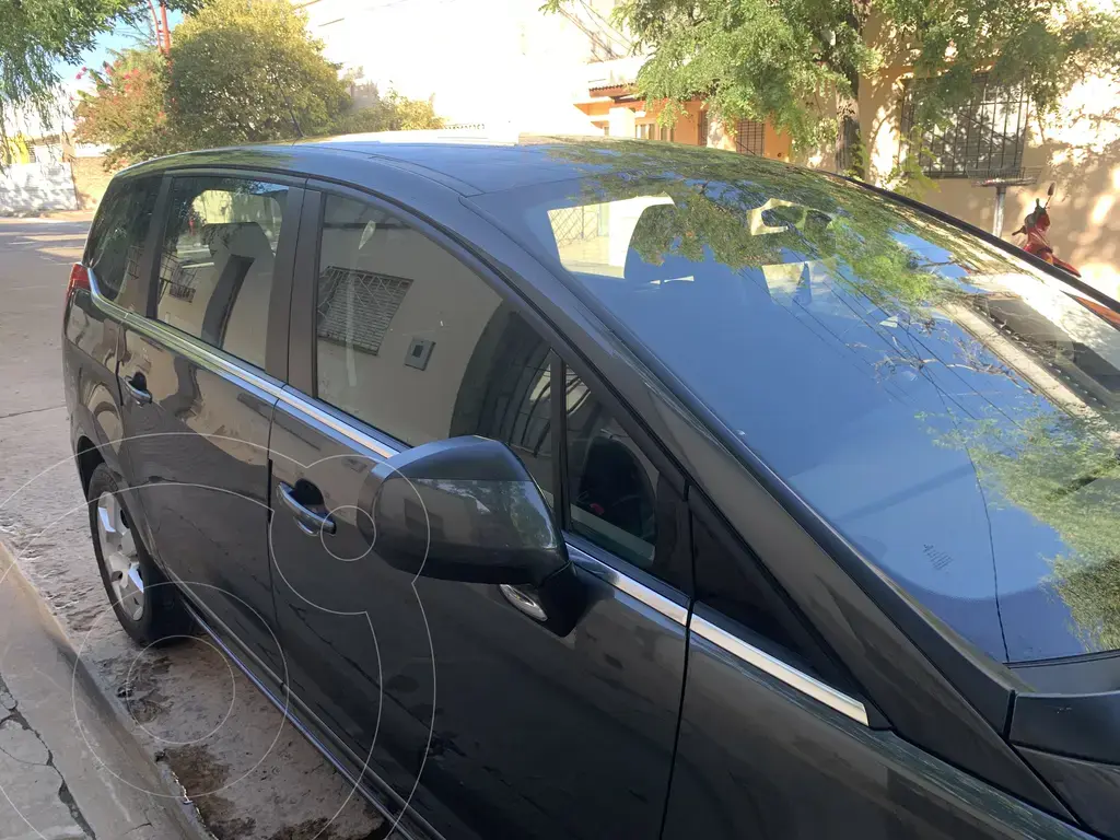 Peugeot 5008 Allure 7 Plazas Plus (1598 Cc) 2013 - foto 4