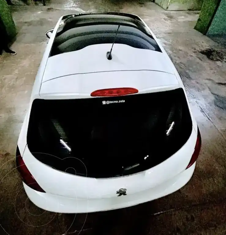 Peugeot 208 Feline 1.6  2017 - foto 4