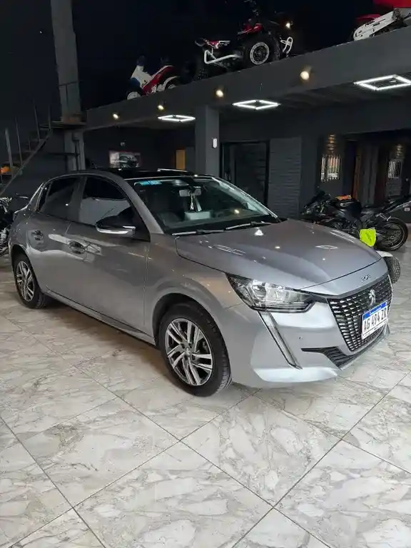 Peugeot 208 Allure 1.6 Pack  2024 - foto 3