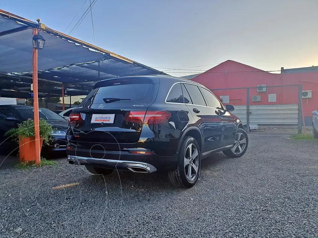 Mercedes Clase Glc Glc 300  4Matic Amg Line 2018 - foto 2