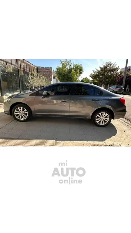 Honda Civic 1.8 Lxs Aut (1799 Cc) 2014 - foto 2