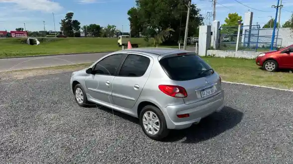 Peugeot 207 Compact 1.4 Allure 5P  2016 - foto 3