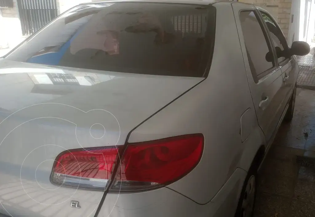 Fiat Siena El 1.4 Attractive  2015 - foto 2