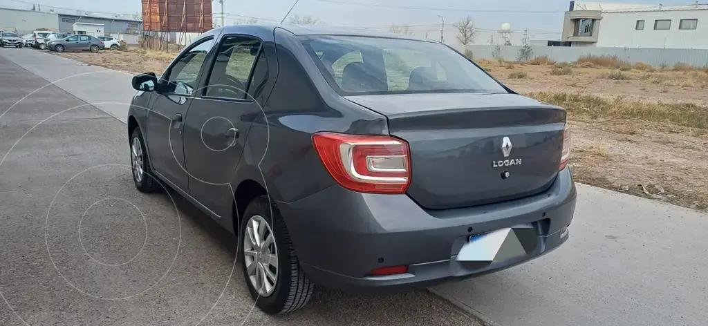 Renault Logan 1.6 Life (1598 Cc) 2023 - foto 2