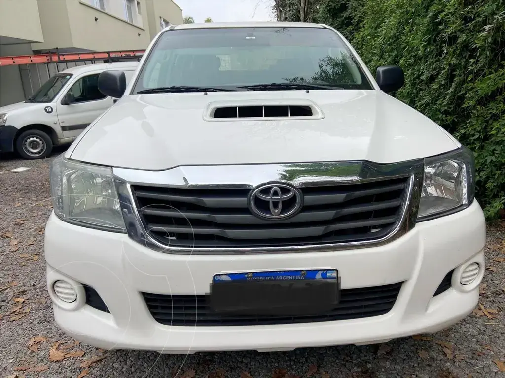 Toyota Hilux 2.5 4X4 Dx Pack Dc (2494 Cc) 2025 - foto 2