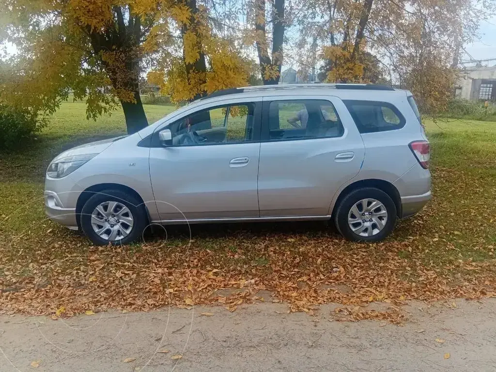 Chevrolet Spin Ltz 1.3 5 Pas Tdi (1248 Cc) 2013 - foto 2