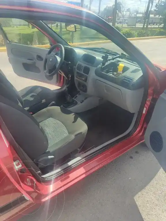 Renault Clio 3P 1.2 Campus Pack Ii  2012 - foto 3
