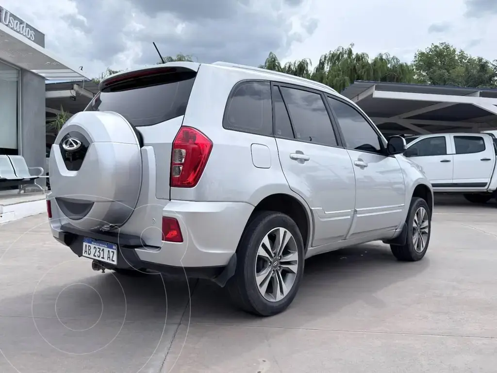 Chery Tiggo Tiggo 3 1.6 4X2 Confort       L/16 2017 - foto 4