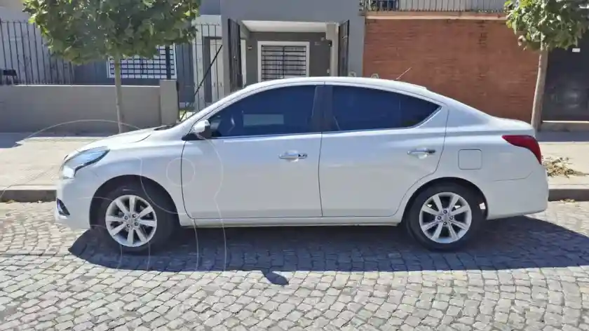 Nissan Versa Advance  2017 - foto 5