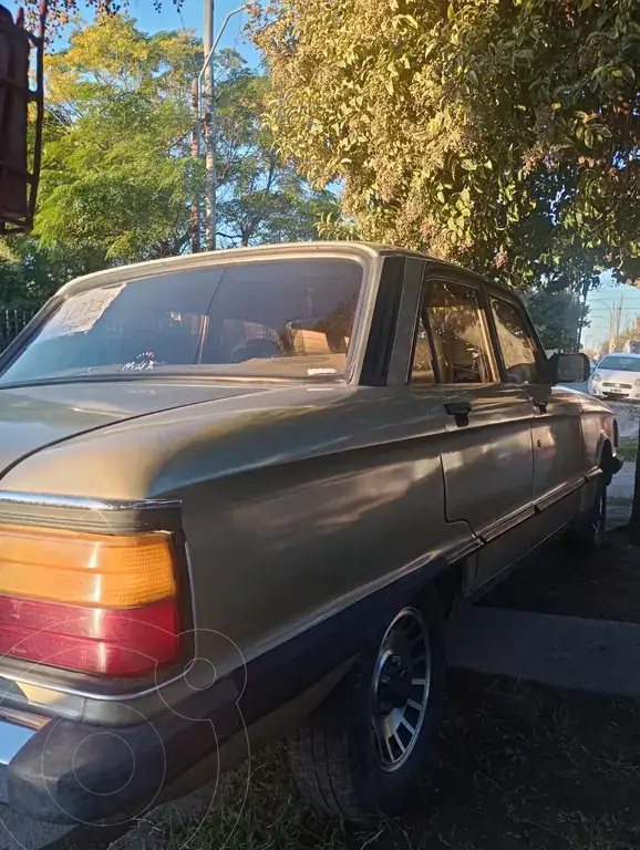 Ford Falcon 3.0L Ghia Lujo (N/D) 1985 - foto 1