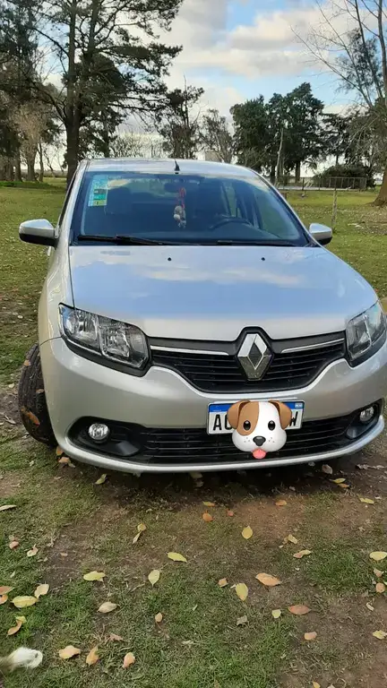 Renault Logan 1.6 Expression (1598 Cc) 2018 - foto 1