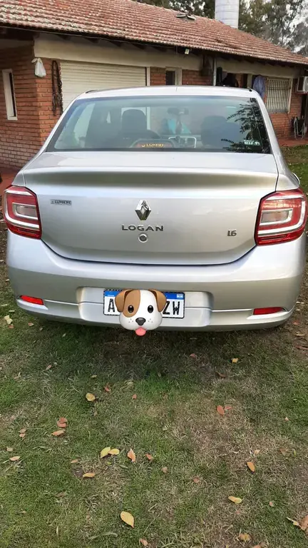 Renault Logan 1.6 Expression (1598 Cc) 2018 - foto 2