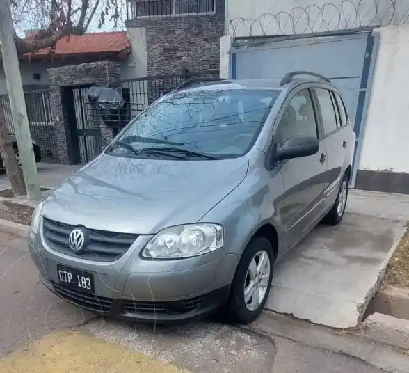 Volkswagen Suran 1.6 Trendline  2008 - foto 3