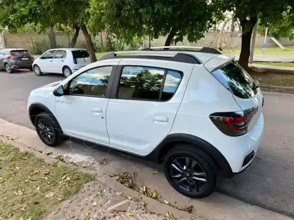 Renault Sandero Stepway 1.6 Privilége  2025 - foto 5