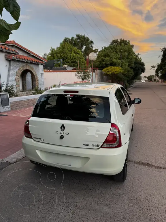 Renault Clio Mío 3P Autenthique Pack (1149 Cc) 2013 - foto 4