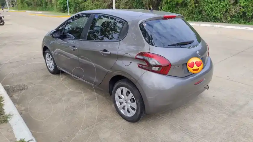 Peugeot 208 Active 1.5  2017 - foto 4
