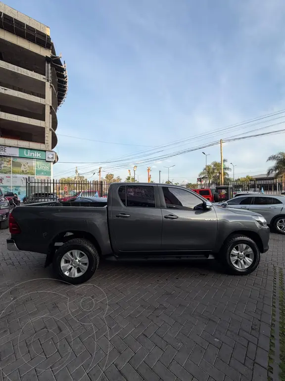 Toyota Hilux 2.7 4X2 Srv Dc (2694 Cc) 2016 - foto 2