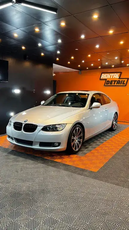 BMW Serie 2010 - foto 1