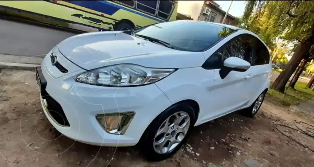 Ford Fiesta Kinetic Titanium  2012 - foto 2