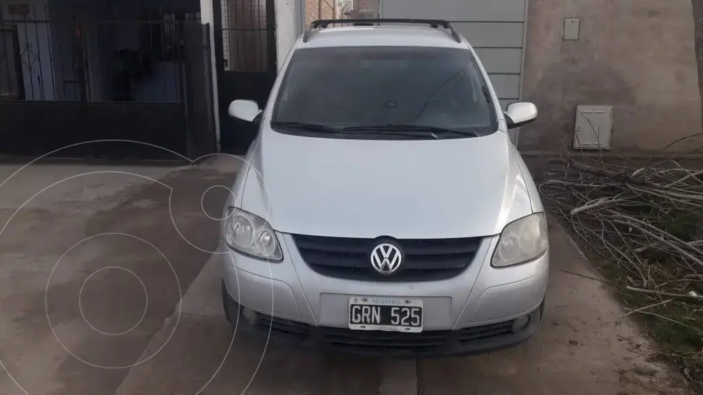 Volkswagen Suran 1.6 Highline  2007 - foto 1
