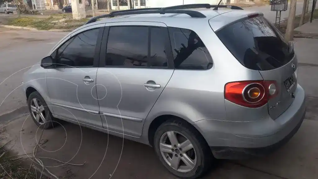 Volkswagen Suran 1.6 Highline  2007 - foto 3