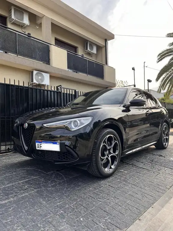 Alfa Romeo 2023 - foto 1