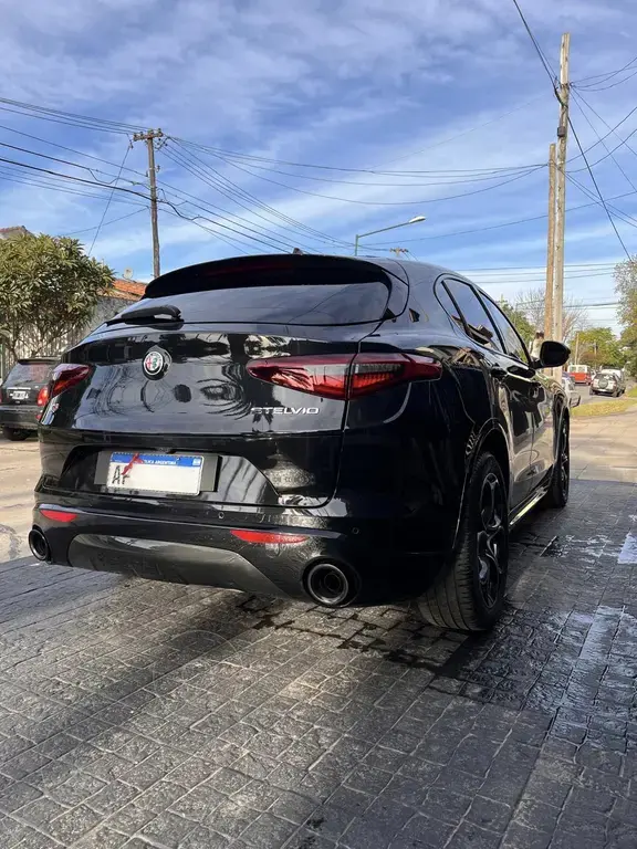 Alfa Romeo Stelvio Veloce Q4 2.0 Aut 280Cv (1995 Cc) 2023 - foto 3