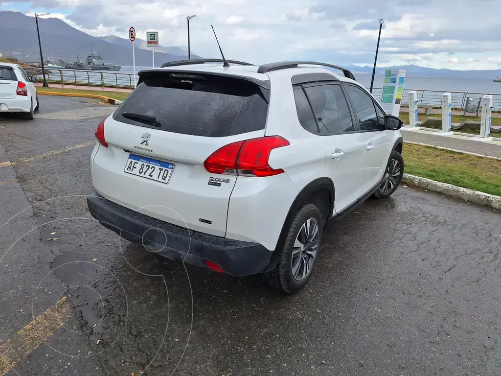 Peugeot 2008 Sport Thp Aut (1598 Cc) 2023 - foto 4