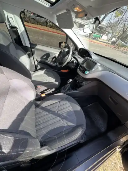 Peugeot 208 Allure 1.6  2017 - foto 4