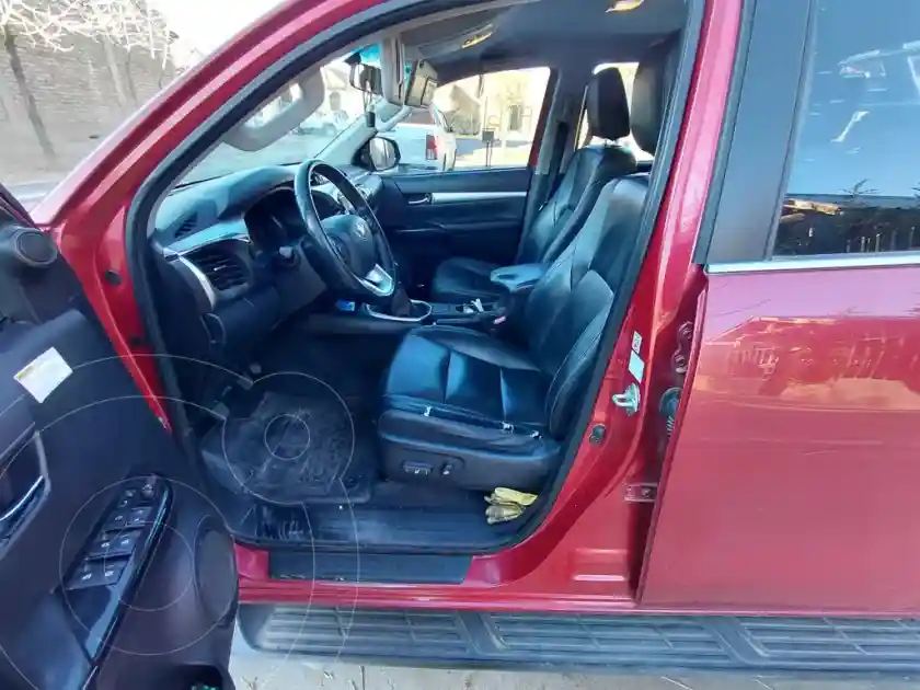 Toyota Hilux 4X4 Cabina Doble Srx 2.8 Tdi  2017 - foto 5